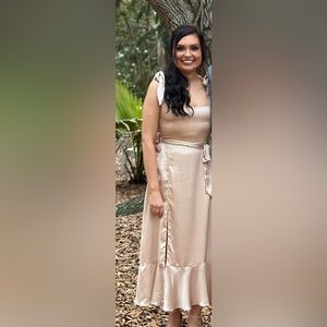 Show Me Your Mumu Dresses Claire Midi - champagne